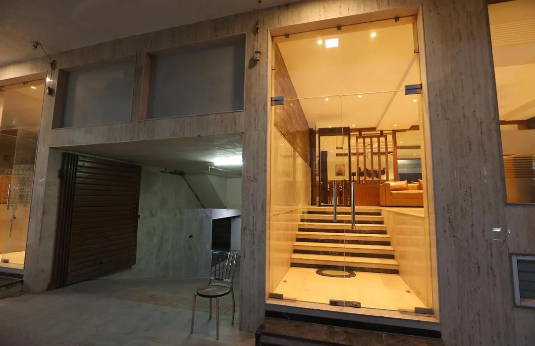 Hotel Elevate Inn - With Complimentary Pickup Or Drop Near Delhi Airport-1