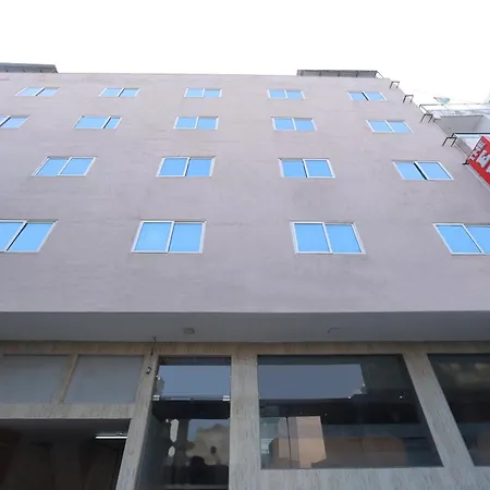 Hotel Elevate Inn - With Complimentary Pickup Or Drop Near Delhi Airport-3